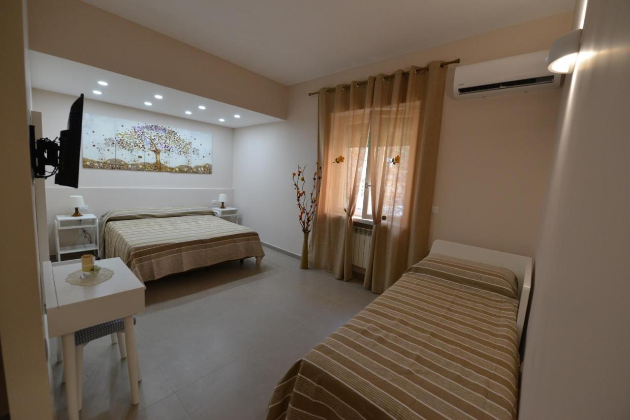 Dioclezianorooms Naples Extérieur photo